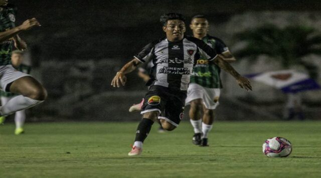 Botafogo-PB vence o Sousa por 1 a 0 e abre vantagem nas semifinais do  Paraibano