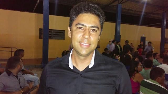 TRAGÃ‰DIA: Ex-prefeito da ParaÃ­ba  Ã© assassinado com um tiro no peito pelo prÃ³prio pai