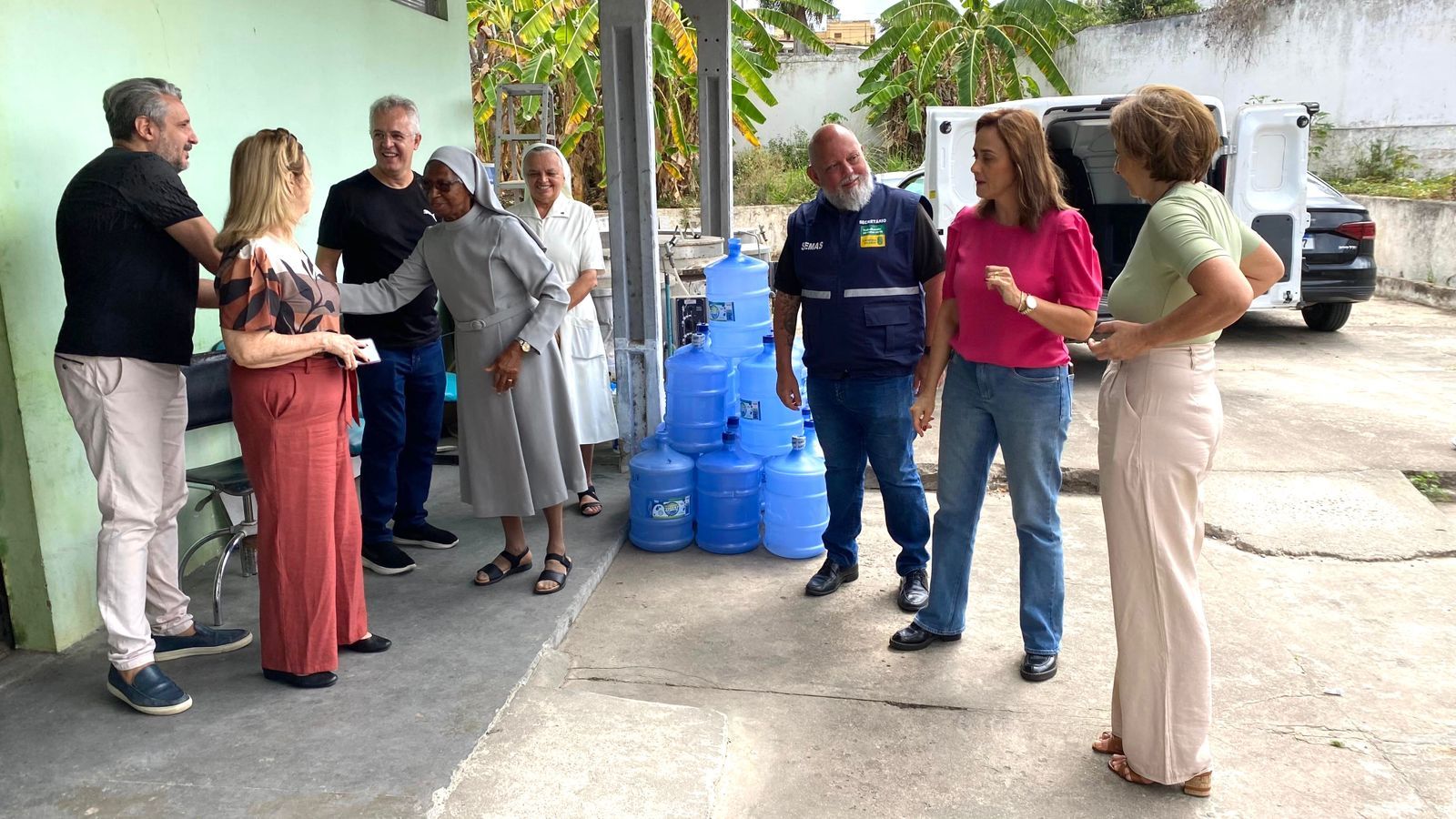 Veneziano viabiliza junto à Codevasf equipamentos para a Prefeitura e três instituições de caridade de Campina Grande