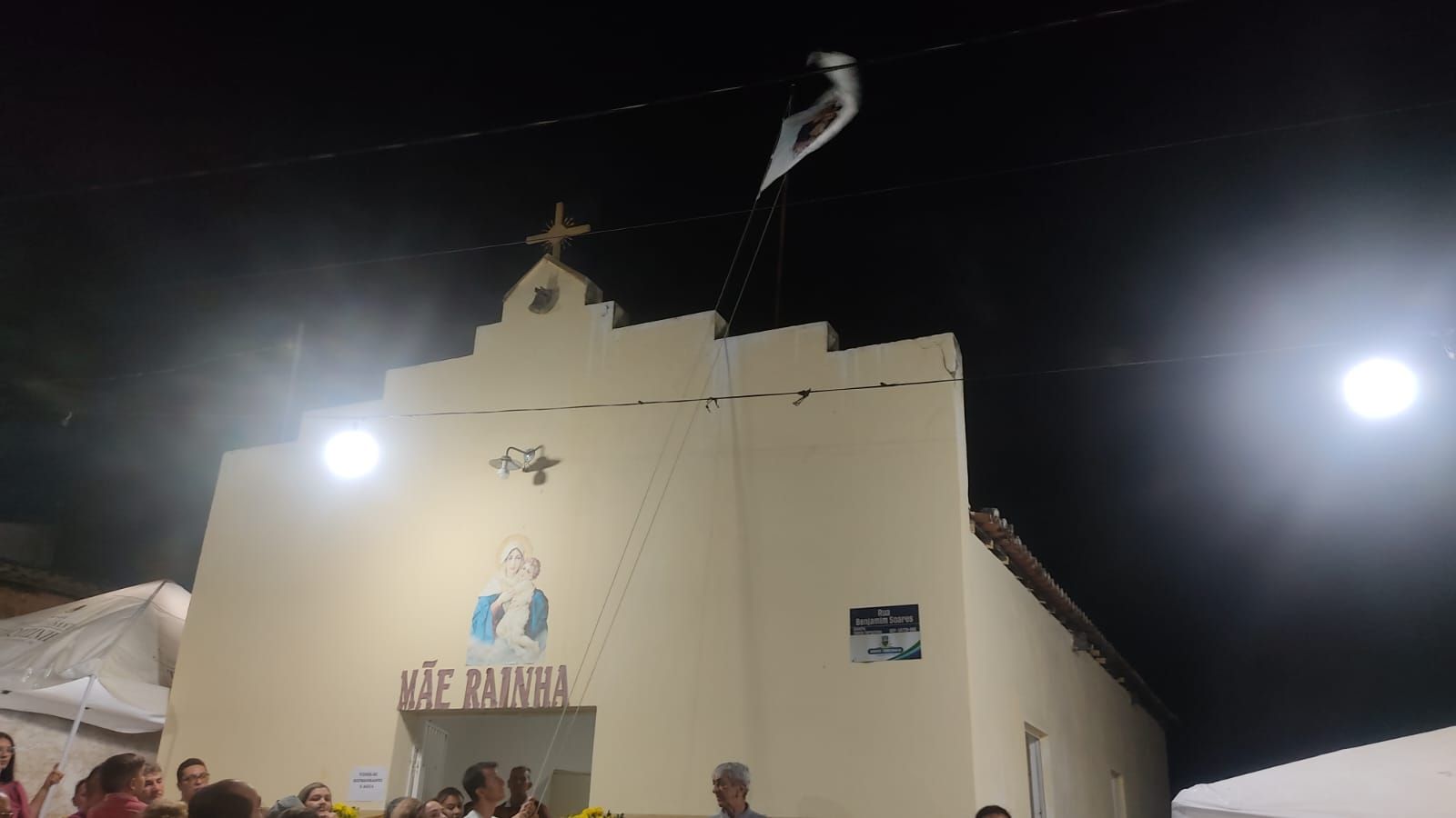 Encerramento da Festa da Mãe Rainha reúne fiéis e celebra tradição em Santa Terezinha; veja vídeo 