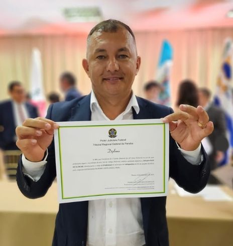 Suélio Felix é diplomado prefeito de Catingueira nesta quarta-feira