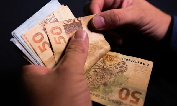 Salário mínimo pode chegar a R$ 1.524 em 2025