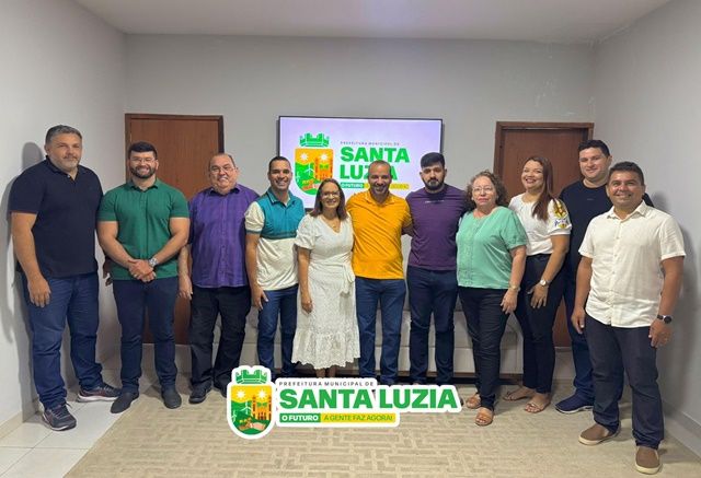 Prefeito Henry Lira apresenta equipe de secretários para a gestão 2025-2028 na Prefeitura de Santa Luzia