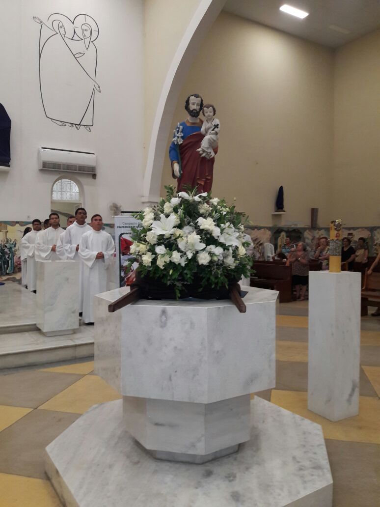 Na Paróquia de Santo Antonio, dia de São José foi celebrado com Procissão e Missa Solene