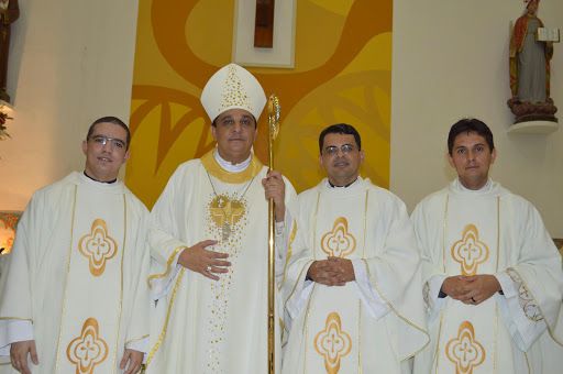 Os padres participam do Retiro Anual do Clero