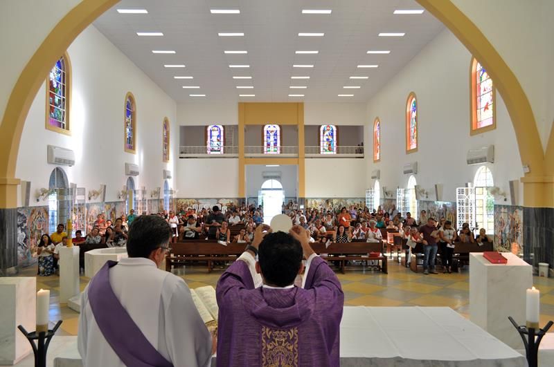 Missa Pelos Fieis Defuntos na Paróquia Santo Antônio 