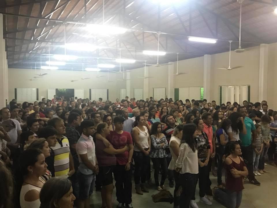 Retiro Espiritual, em preparação para o Sacramento da Crisma, reúne pais e filhos