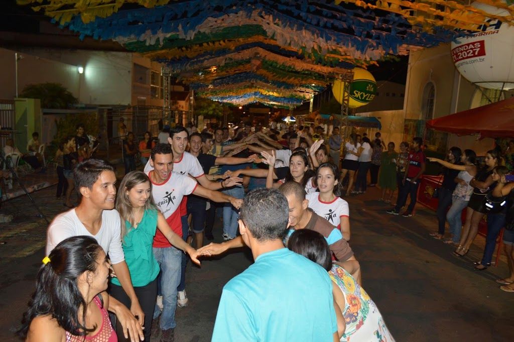 A animação da juventude na festa