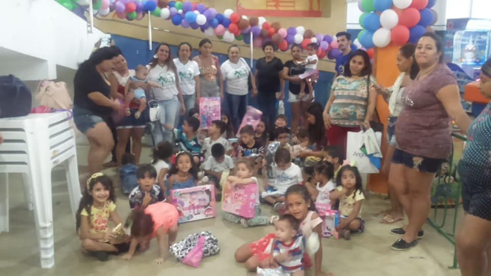 As Crianças da PC se divertem no Guedes Shopping em comemoração ao seu dia  