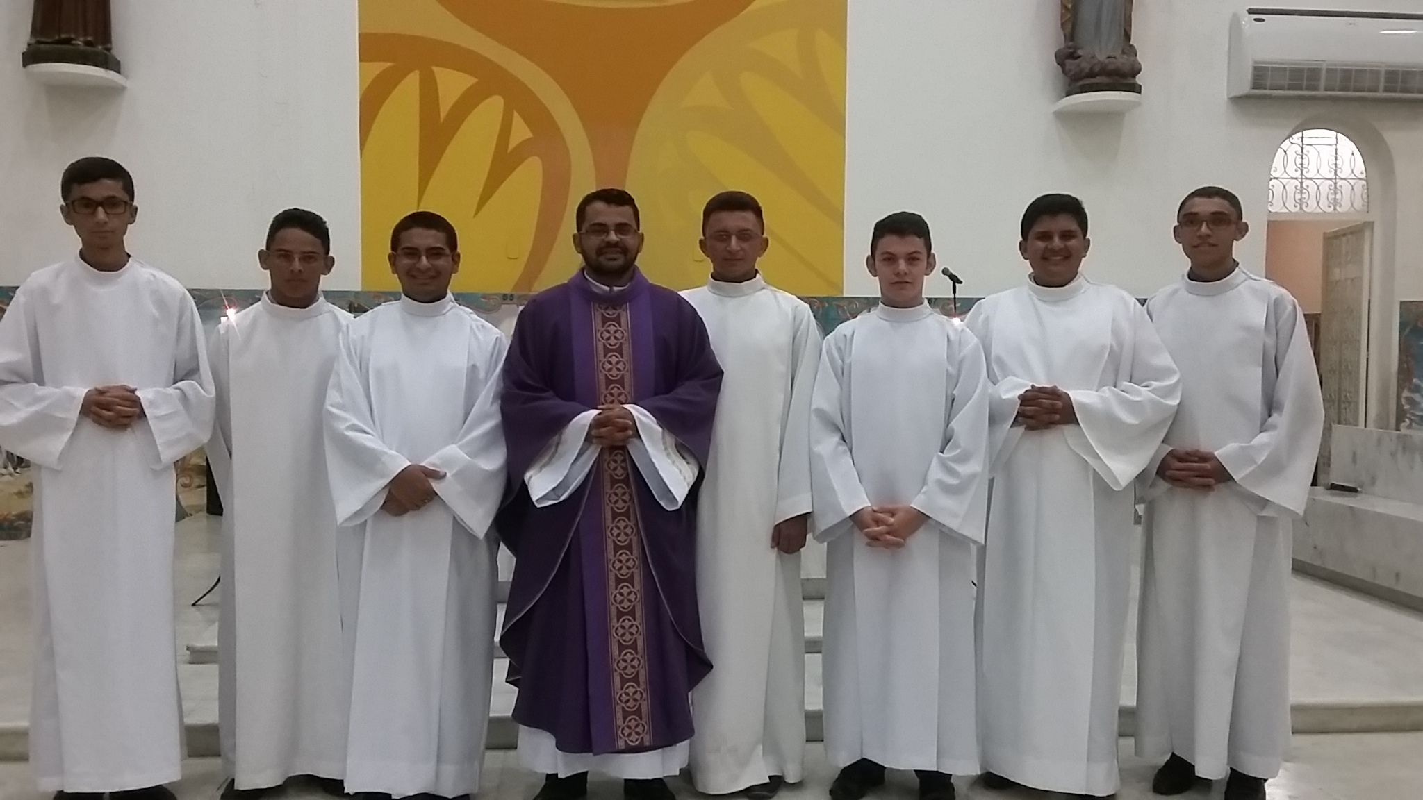 Paróquia Santo Antônio Acolhe Novos Seminaristas da Diocese de Patos