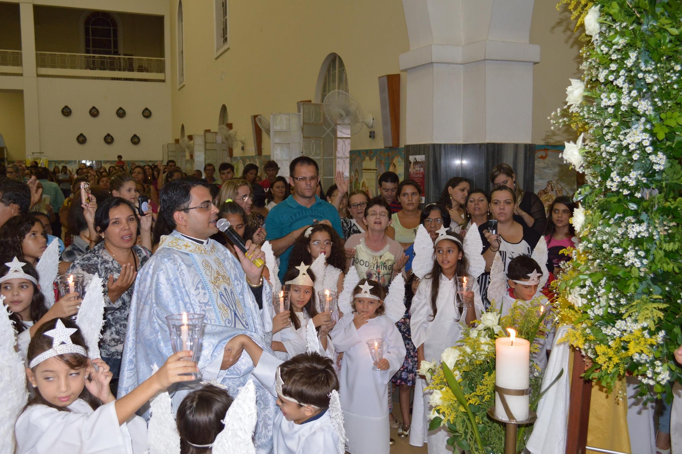 Paróquia encerra Maio com todas as Comunidades